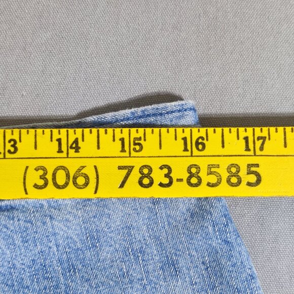 Christopher & Banks Capri Jeans women's size 10 hard washed denim blue high rise - Picture 8 of 13